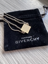 Givenchy 銀色方形吊墜項鍊