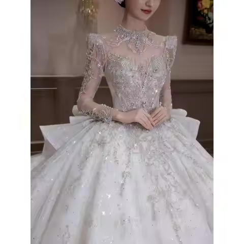 Long Sleeved Light Luxury Wedding Dress Bride's Court High-end Starry Sky Main Veil Heavy Craftsmans