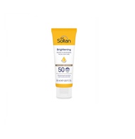 Boots Soltan Brightening Protect & Moisturise Facial Sun Care Uvb High Spf 50 บู๊ทส์ โซลแทน ไบรท์เทน