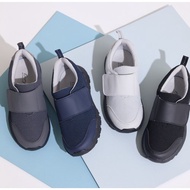 抗滑耐久站 ! 奈米循環護足安全鞋