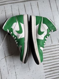 Air Jordan 1 Mid Lucky Green 綠色