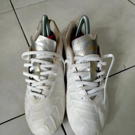 Sepatu bola-sepatu bola second mizuno rebula v3 fg white - original