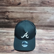 NEW ERA Trucker hat Atlanta braves side logo script black