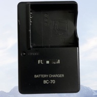 Pengecas Kamera BC70 Serasi dengan Kamera NP70 FNP70 Pengecas Kamera BC-70 bc70