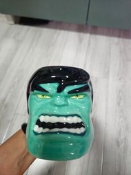 香港迪士尼樂園 Marvel 英雄馬克杯，綠巨人Disneyland