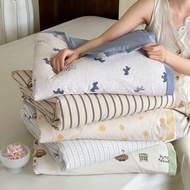 Ice silk cooling fabric Quilt Super soft Comfortable silky Thin Quilt Single/Queen/King breathable q