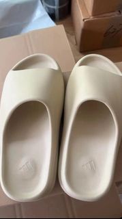個人閒置｜adidas Yeezy Slide “Bone” 補貨版 2022 / 2023