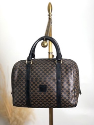 【VintageShop solo 日本直送中古包專賣店】CELINE 經典凱旋門標誌 波士頓包 手提包 黑色 壓印圖騰 PVC 皮革 復古