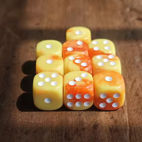 16MM Yellow and Orange Points D6 Dice Set Warhammers 40K Dungeons and Dragons Board Game