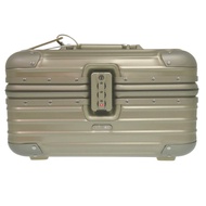 近新 RIMOWA Topas 化妝箱 92338030 17 公升 銀色五金鋁鈦金屬香檳金公文包 1774 [二手] RIMOWA