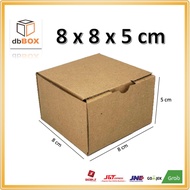 Cardboard Size 8x8x5 cm....Die Cut cake box, snack - accessories - etc. pizza box model
