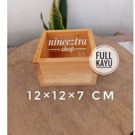 Mahogany wood Box 12, 12, 9 cm full wood Mahogany wood Box