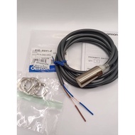 Great Value E2E-X5Y1-Z Is A Metal Grip Sensor. Holding Distance 5mm M18 2 AC Wire Type NO Factory