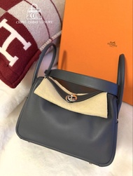 Hold🌈Hermes🧡Lindy 26🧡現貨🧡石板灰內拼白色銀扣🌈全新有盒🌟Stamp W🌟Swift皮🧡lindy26🌟Lindy🌟愛馬仕🌟