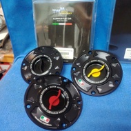TWM billet keyless fuel cap Ducati Monster 796 795 1100 Streetfighter 848 / V4 / V2 / Diavel origina