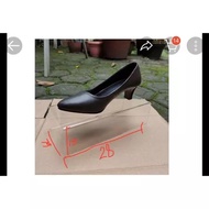 Acrylic Shoe Display LxWxH 79x28x15cm