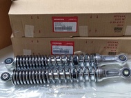 (ได้1คู่)โช้คอัพหลัง W-125iไฟเลี้ยงบังลม สปริงชุบโครเมี่ยมแท้เบิกศูนย์ (ราคาต่อคู่) 52400-KPH-701
