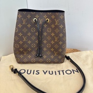 二手LV黑色NeoNoe MM水桶包M44020