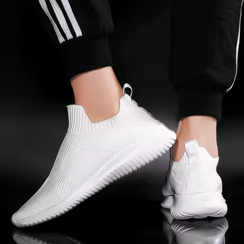 Men Super Light Breathable Stretch Socks Sneakers Slip On Tenis Masculino Black Solid White Fashion