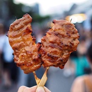【Frozen Food 冷冻食品】 Thai Style Pork Skewer  (Original Honey / Hot Spicy) 泰式猪肉串 (原味蜜汁 / 麻辣）10 pcs