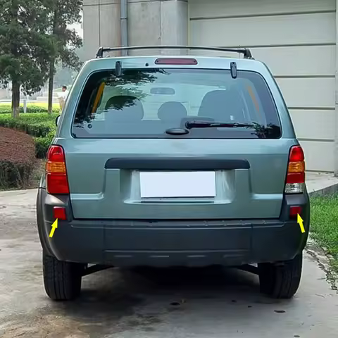 Car Rear Bumper Reflector Rear Bumper Light For Ford Escape Kuga Maverick 2005 2006 2007 5L8Z17808BA
