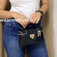 ARWEN Vanity Sling Bag - CNKMP0