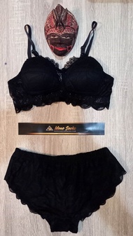 BRA SET + CD SEGITIGA WARNA HITAM,LINGERIE,BRA SET BANDUNG,BRA SET FULL RENDA
