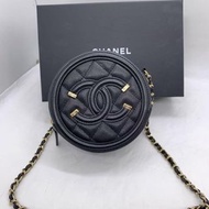 Chanel香奈兒圓餅黑色荔枝皮鏈條包