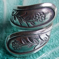 Roll ring modern silver Karen unique. beauty as a valuable souvenir. ring Size 8 9 10 แหวนเงินกะเหรี