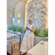 Daphne Sleeveless Dress in white