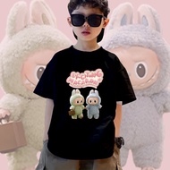 Labubu T-shirt เสื้อยืดเด็ก ลาบูบู้ Labubu Pop Mart โอเวอร์ไซซ์ แฟชั่นสําหรับผู้ชาย และผู้หญิง ไซซ์  สไตล์ใหม่