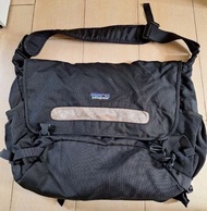 Patagonia messenger bag sholder 斜揹袋 袋 書包 背包 側袋