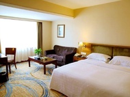 Zhuodun Hotel (Chang'an RT-Mart Store)