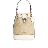 Coach 女士 Dempsey系列單肩包均碼碼長：15cm,寬：10cm，高：17.5cm