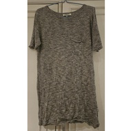 Women's round neck knitted sweater Gray Front Pocket Size M m2squared Bust 34-36 Inches Second Hand