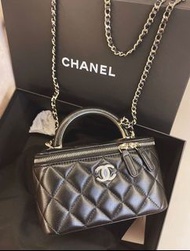 Chanel 22A最新款手柄長盒子包