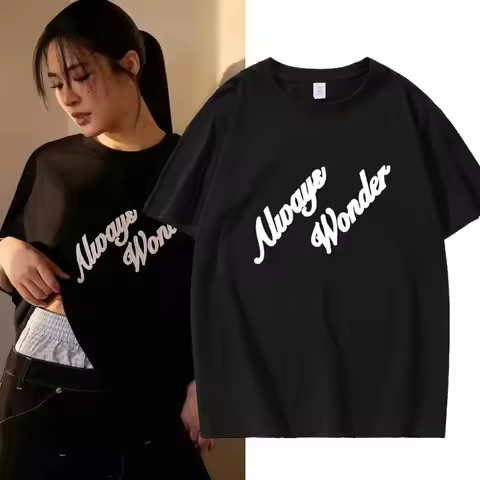 The Secret of Us LingOrm Ling Ling Kwong Same Printed Loose Short Sleeved T-shirt NEW Always Wonder 