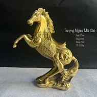 Horse statue - successful horse - flying horse