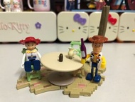 迪士尼 可動 巴斯光年 胡迪 三眼仔 吱吱 吱吱企鵝 玩具總動員 反斗奇兵 Toystory herocross 野獸國 迪士尼扭蛋 扭蛋 buzz woody alien