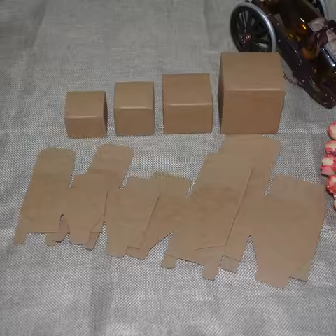50pcs/lot 3x3 5x5 6x6 8x8 9x9 10 Hight 4 ~ 24cm Card Paper Box DIY Square Lipstick Perfume Essential