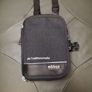 日本品牌Mobus 炭灰色腰包/斜狽袋