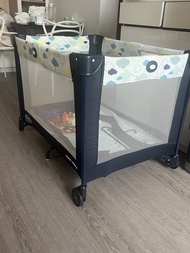 Graco Pack 'n Play 嬰兒遊戲床
