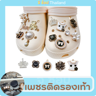 ตัวติดรองเท้าหัวโต ที่ติดรองเท้าcrocs แบบเพชรคละลาย 50,100ตัว ซื้อไปแล้วติดได้เลย