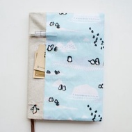 搖擺企鵝 - 可調式 A5 布製書套