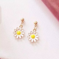 Daisy Earrings