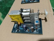 Tuner FM peka dan selektif