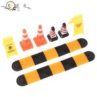 SUEREN RC Car Scene Accessories, Plastic Portable Model RC Car Accessories, Durable Miniature RC Car