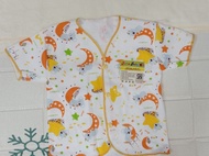 Kualitas Premium - 3 PCS Baju Bayi Baru Lahir Lengan Pendek SNI AIRIN WARNA DAN DASAR PUTIH MOTIF