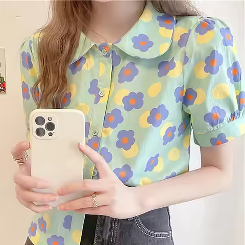 Women's Mint Green Floral Print Peter Pan Collar Blouse Puff Sleeve Button Down Crop Top