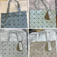 (PRE) ABSTRACT GRID TOTE BAG